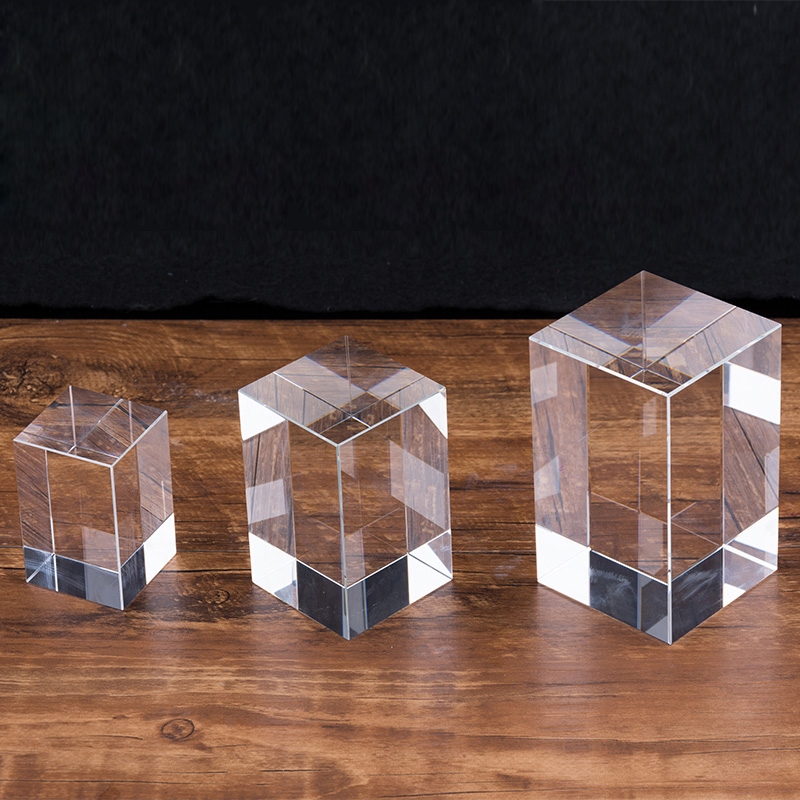 Cubo de Cristal Óptico K9 xToo - Paper Weight Crystal avaliação e preço